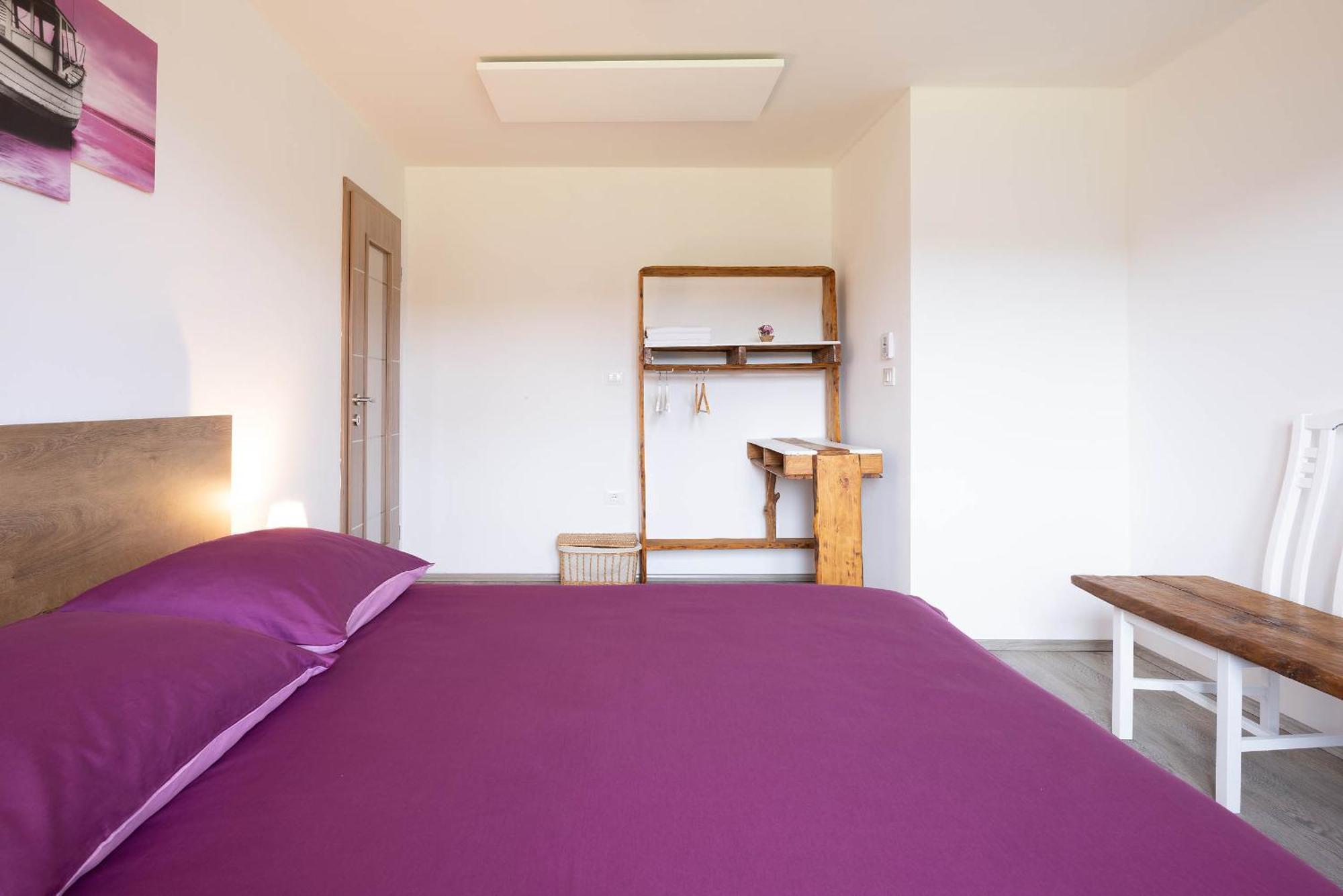 Touristfarm - Apartments "Red Fairytale" Marezige Exterior foto